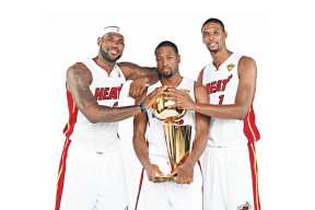 爱游戏官方-南非羚羊队的战术选择：利用快节奏进攻与精准反击摧毁对方防线