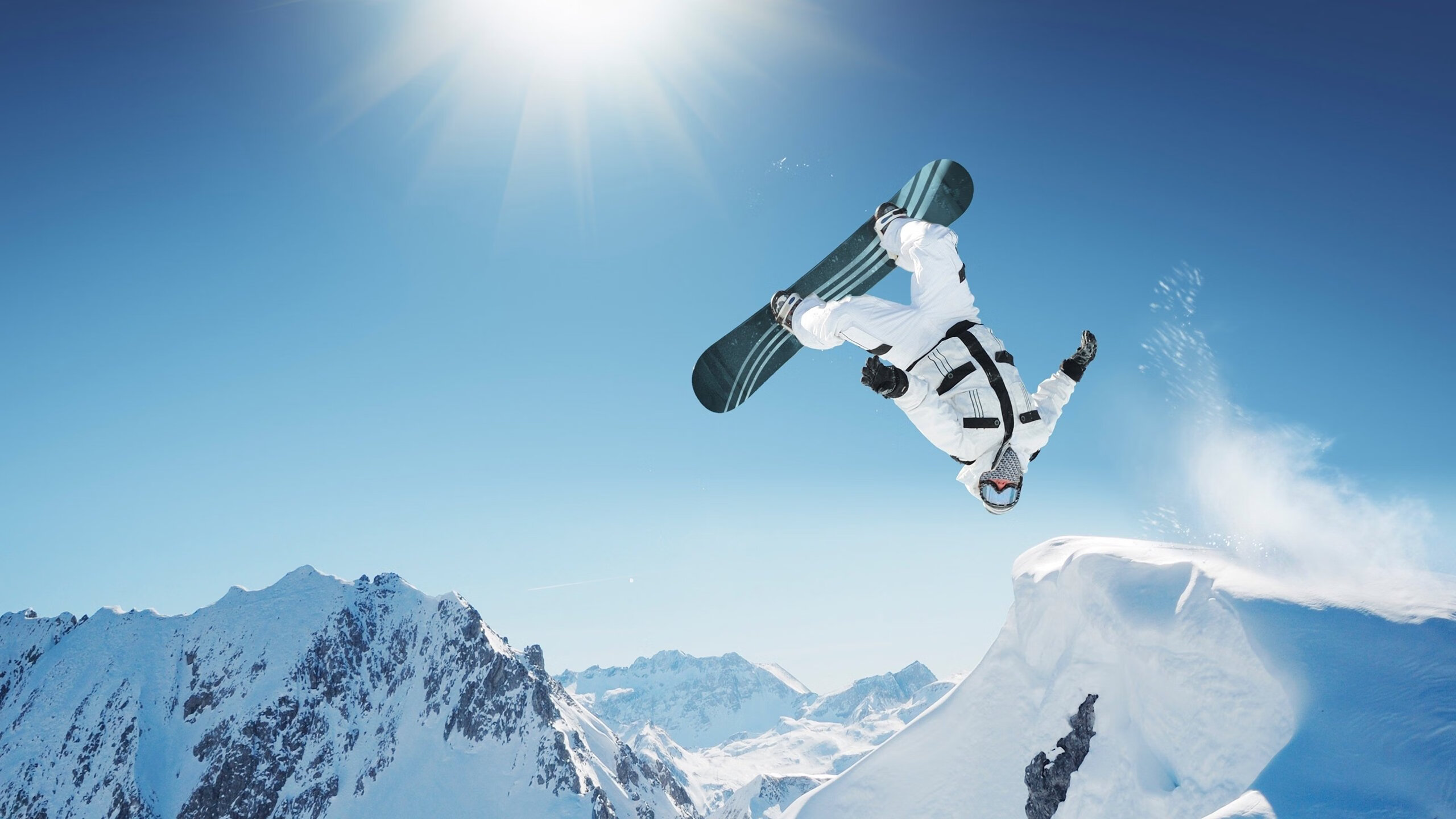 攀岩体验日,绿色运动新宠,攀岩运动训练